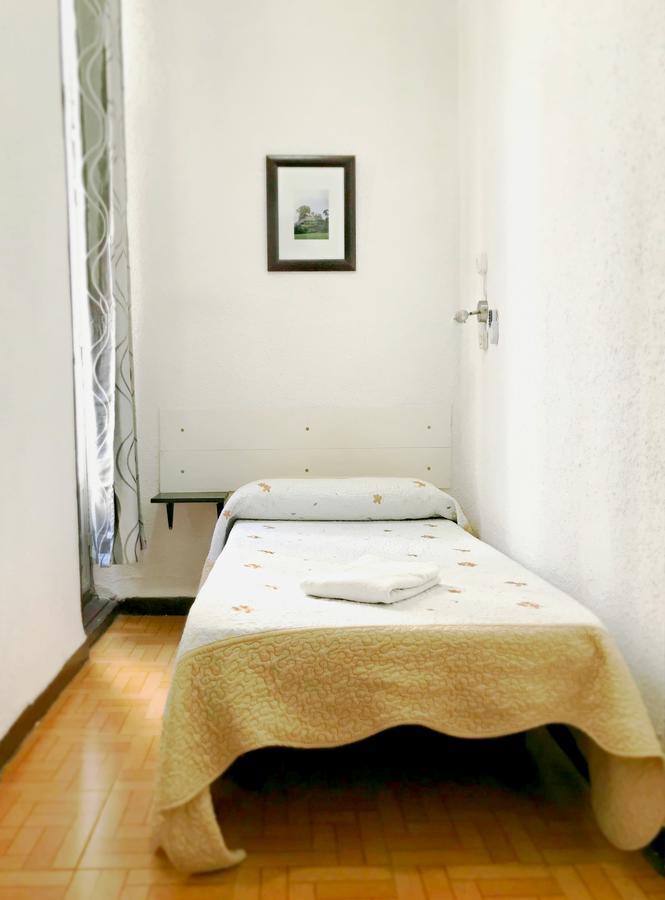 Hostal Los Arcos Madrid Luaran gambar