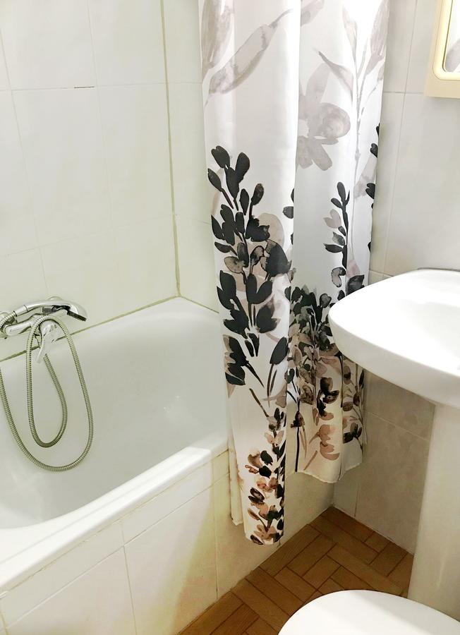 Hostal Los Arcos Madrid Luaran gambar