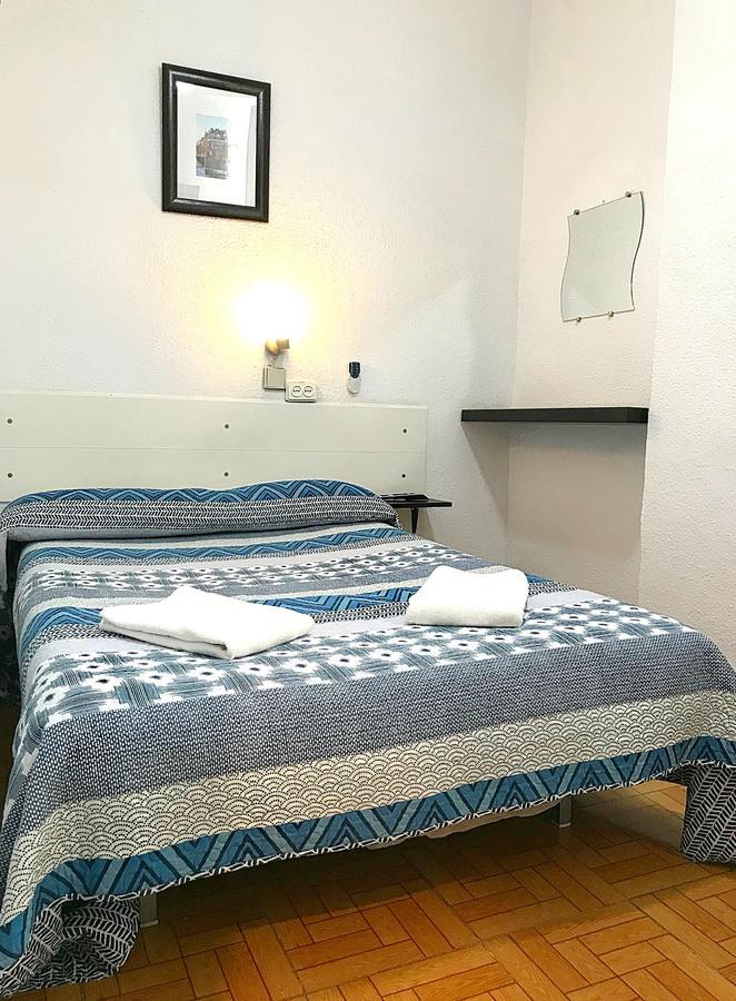 Hostal Los Arcos Madrid Luaran gambar