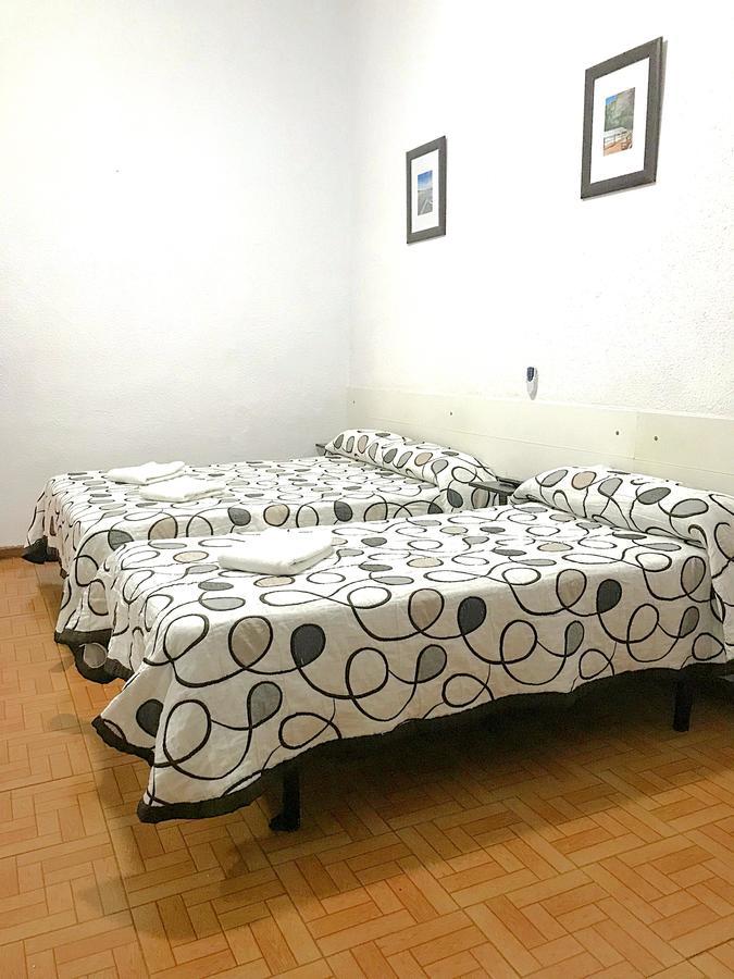 Hostal Los Arcos Madrid Luaran gambar