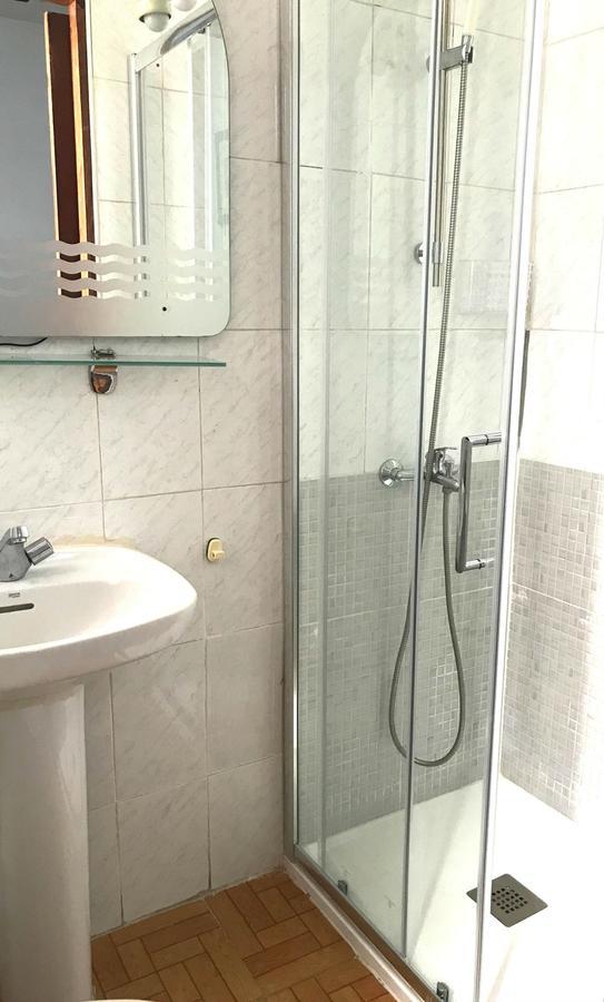 Hostal Los Arcos Madrid Luaran gambar