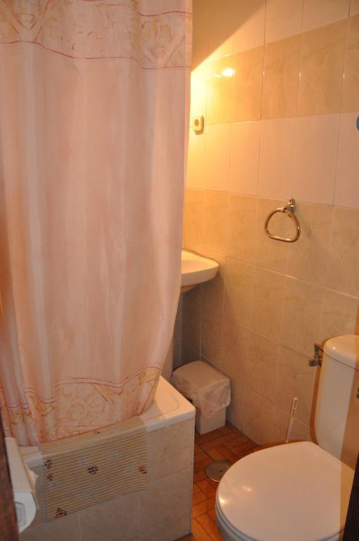 Hostal Los Arcos Madrid Bilik gambar